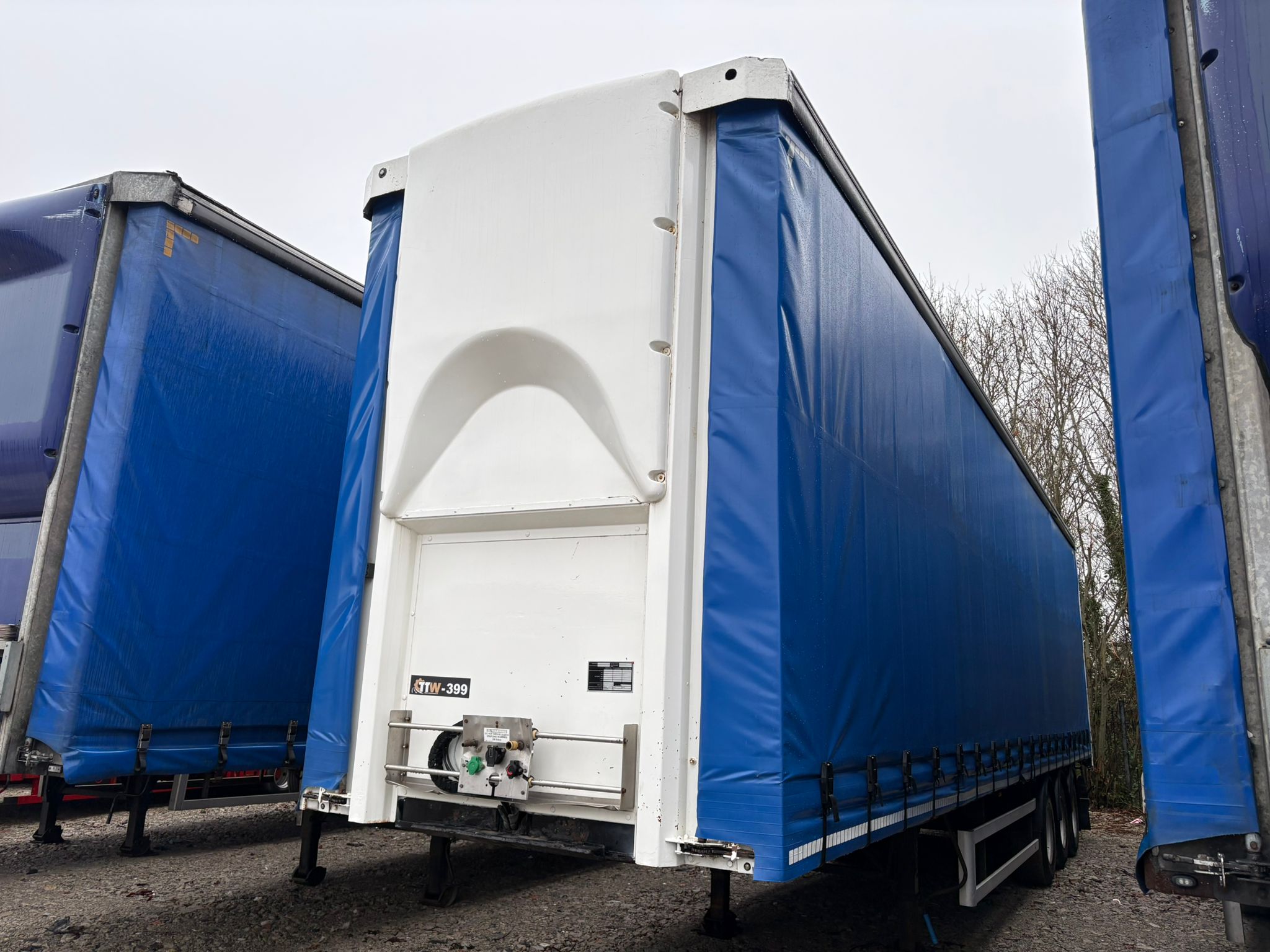 2015 SDC Curtainside - Choice of 2